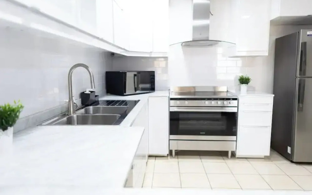 HAPPY SEASON | JBR Apartments