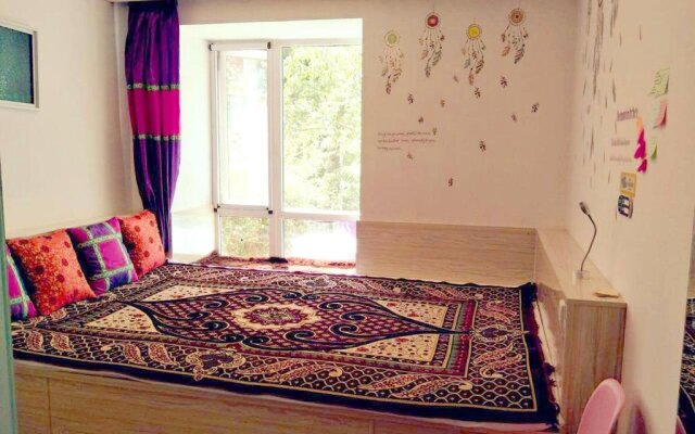 Rose Garden Theme Youth Hostel – Guest Rooms – Xining