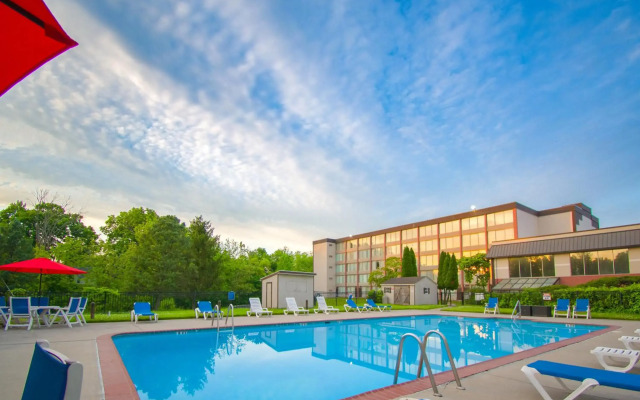 Exton Hotel & Conference Center