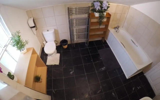 Hollybush Row Rooms