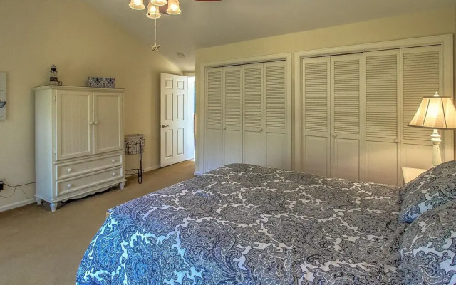 4 Merganser Court