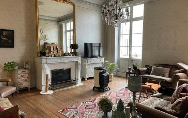 Maison M