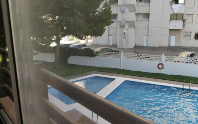 New San Juan beach apartment with AC
