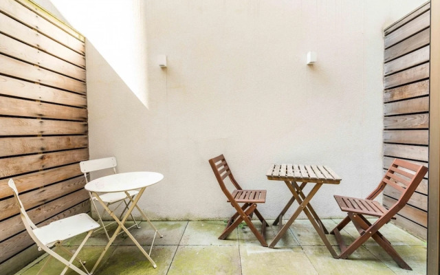 Styled 2bed2bath Duplex + Patio Near Oxford Circus, London