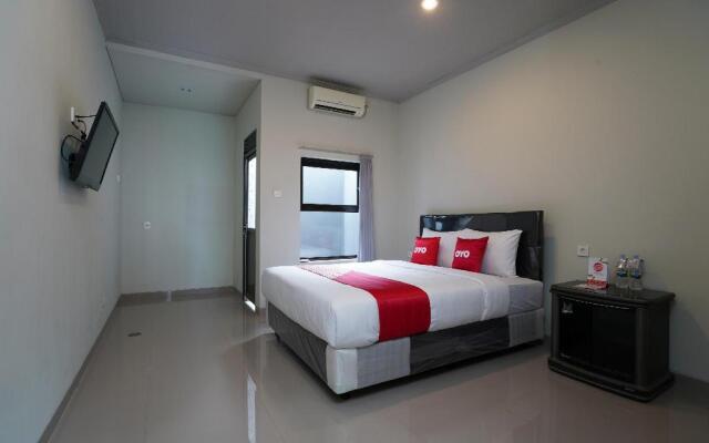 OYO 1848 TB'S Homestay