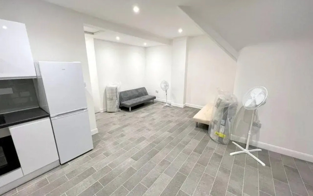 Spacious 3-bed Apartment in London