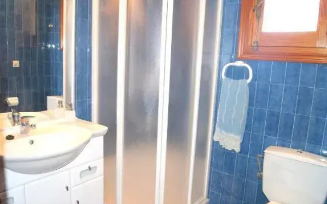 Apartment near the beach, with garden, in Denia