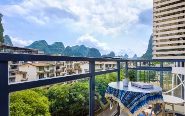 View of the landscape and waterfront Meisu (Yangshuo Qiangu Scenery District Branch) – Outside – Guilin