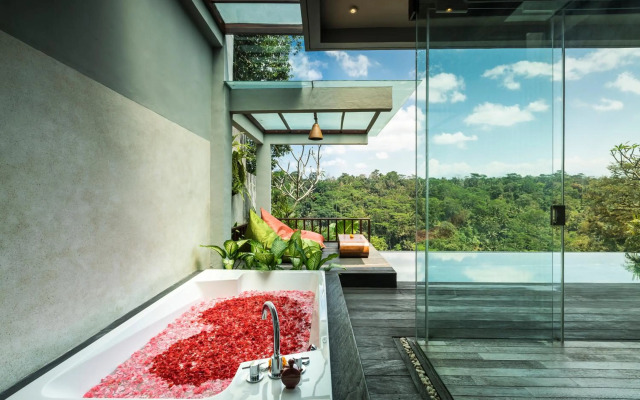 Ayuterra Resort