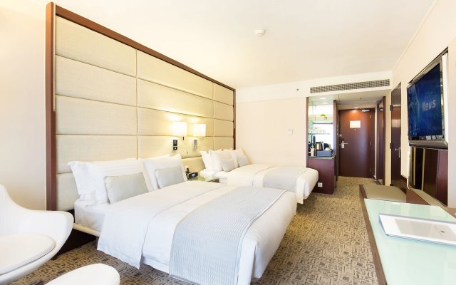 Regal Kowloon Hotel