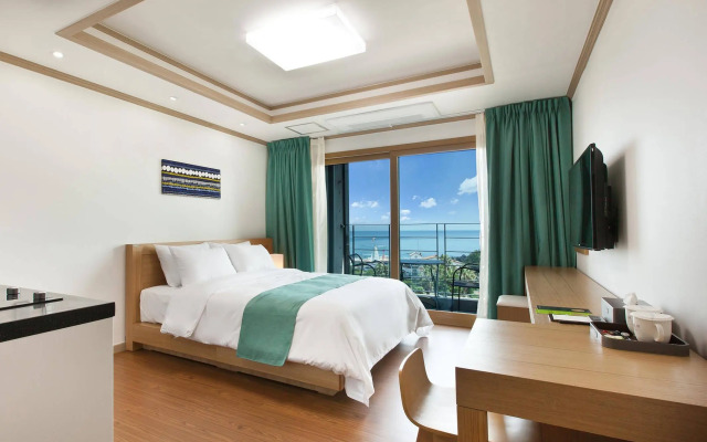 Familia Hotel Jeju