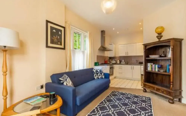 Host Stay Coastal Retreat