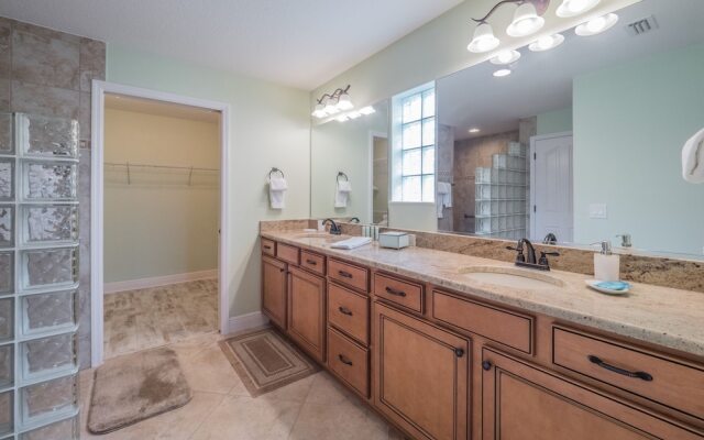 Gullberry Place 1626 by White Pelican VR