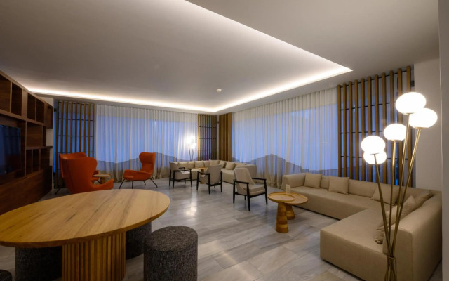 Pharae Palace Hotel
