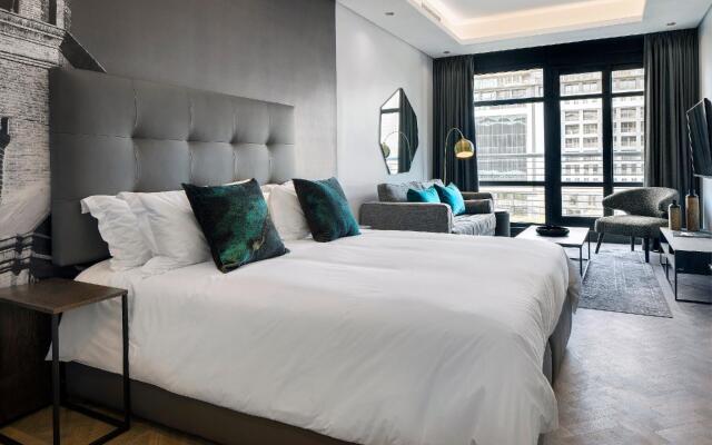 The Onyx Apartment Hotel by NEWMARK