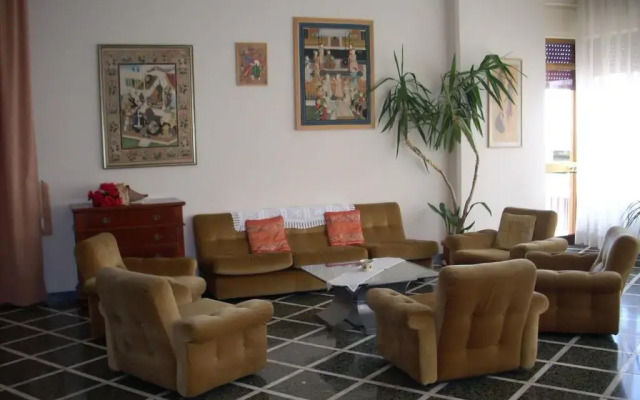Hotel Astra