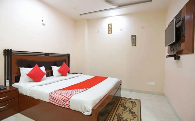 OYO 43691 Hotel Rbs Inn