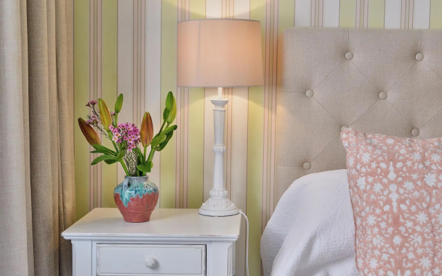 The Russell Boutique Hotel – Guest Rooms – Sydney