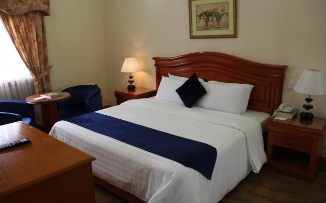Gulf Gate Hotel