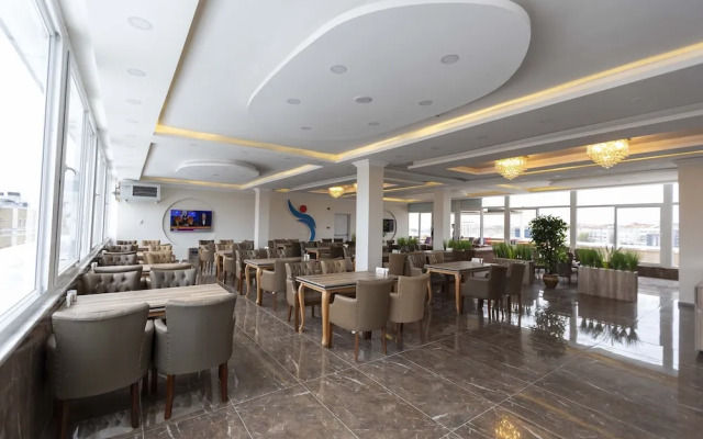 World Point Hotel