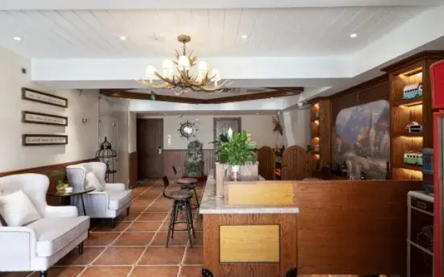 Yake Town Holiday Hotel (Dehui Branch)