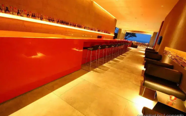 X2 Hua Hin Kui Buri Villas