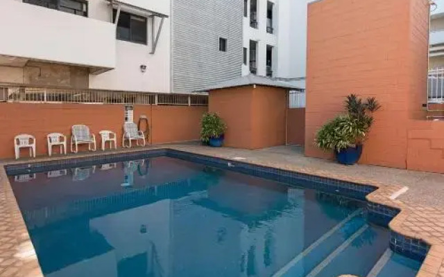 Horizons on Harry Chan Apartment