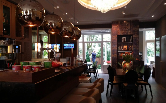 Apple Inn Hotel