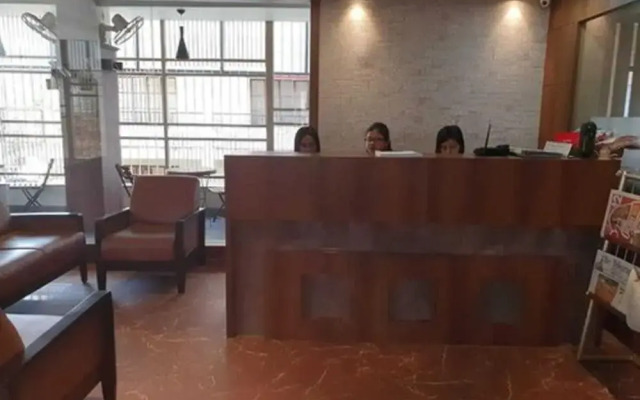 Hotel Gulmohar Grand