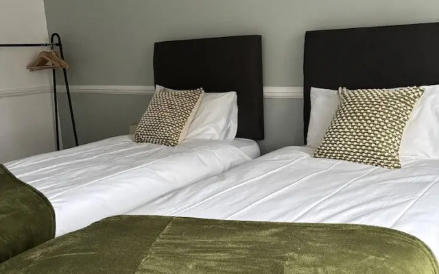 in Bournemouth With 2 Bedrooms and 1 Bathrooms