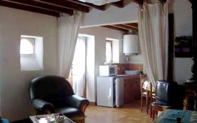 House With 2 Bedrooms in Mer, With Enclosed Garden and Wifi