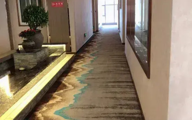 Leiketai Theme Boutique Hotel (Feidong Pazhou Central Plaza)