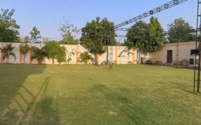 Hotel Ganga Vatika By GRB