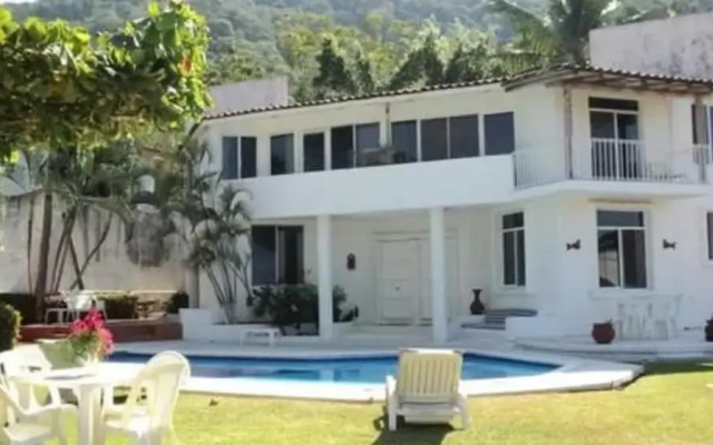 Villa Palomas Ixtapa