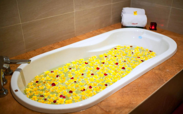 Family three bed room neil villa private pool