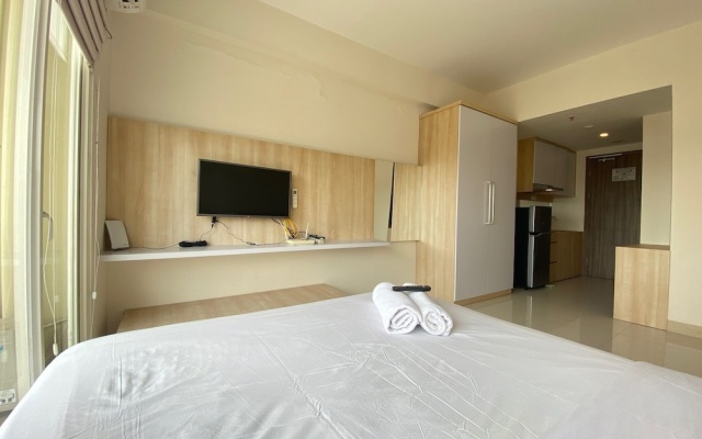 Spacious And Modern Studio Room At Galeri Ciumbuleuit 3 Near Unpar – Guest Rooms – Bandung