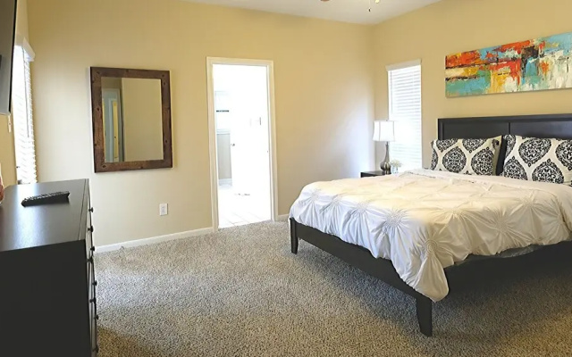 4Bdrm 3Bath 6Beds - JUST WOW Richmond