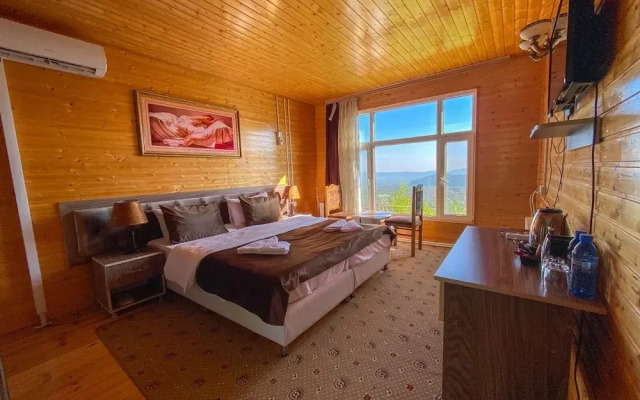 Kungut Hotel & Resort