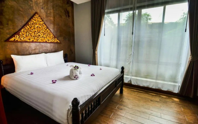 Coco Paradiso Phuket Hotel