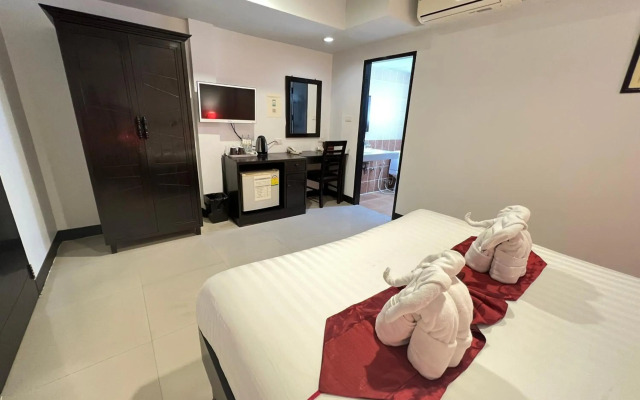 Silver Resortel