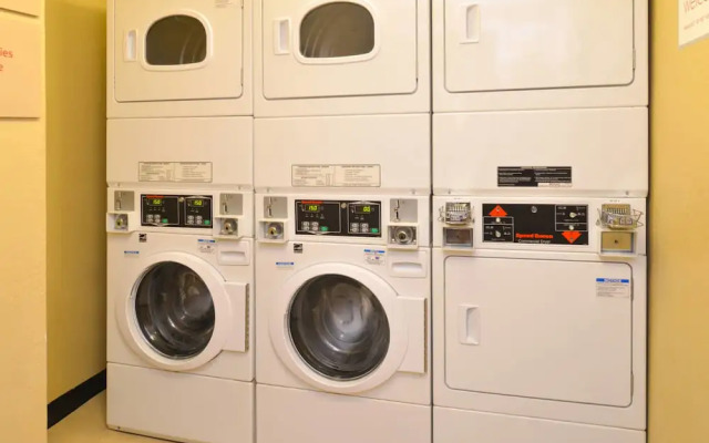 Candlewood Suites Miami Lakes an IHG Hotel