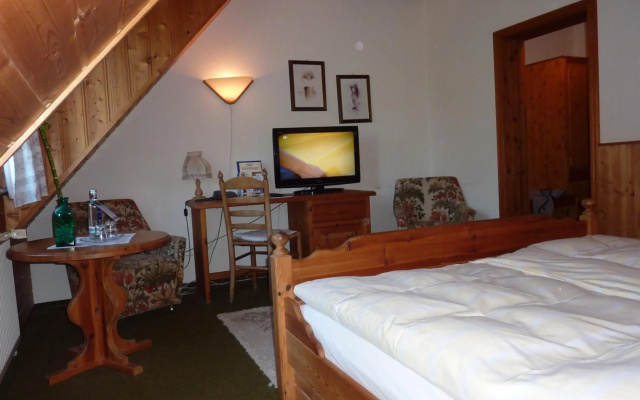 AKZENT Hotel Zur Wasserburg , bed & breakfast