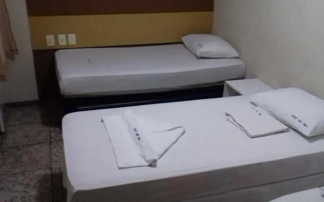 Hotel Uzi Mar