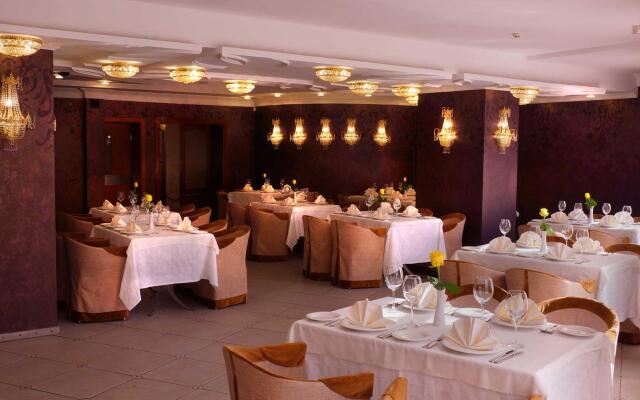 Park Hotel