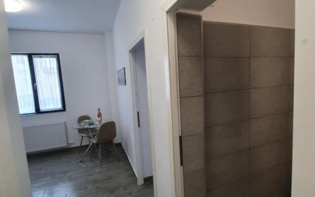 Brizza Apartments 8 Mamaia Nord