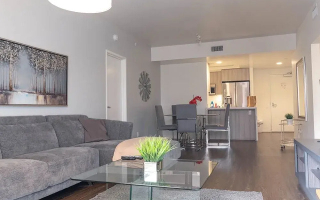 Downtown Luxury Condos by Barsala