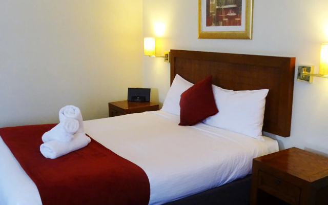 Armidale Pines Motel – Guest Rooms – Armidale