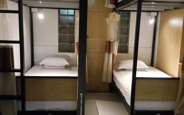Share Dorm Hostel
