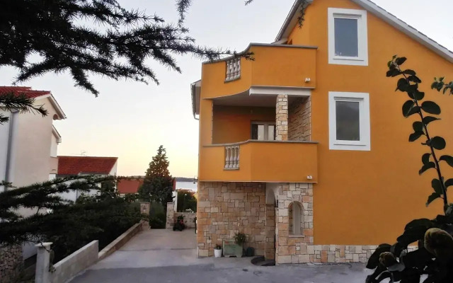 Apartments Angir