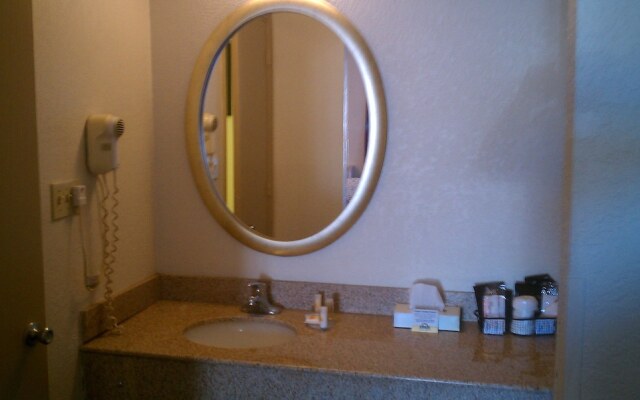 Bestway Inn